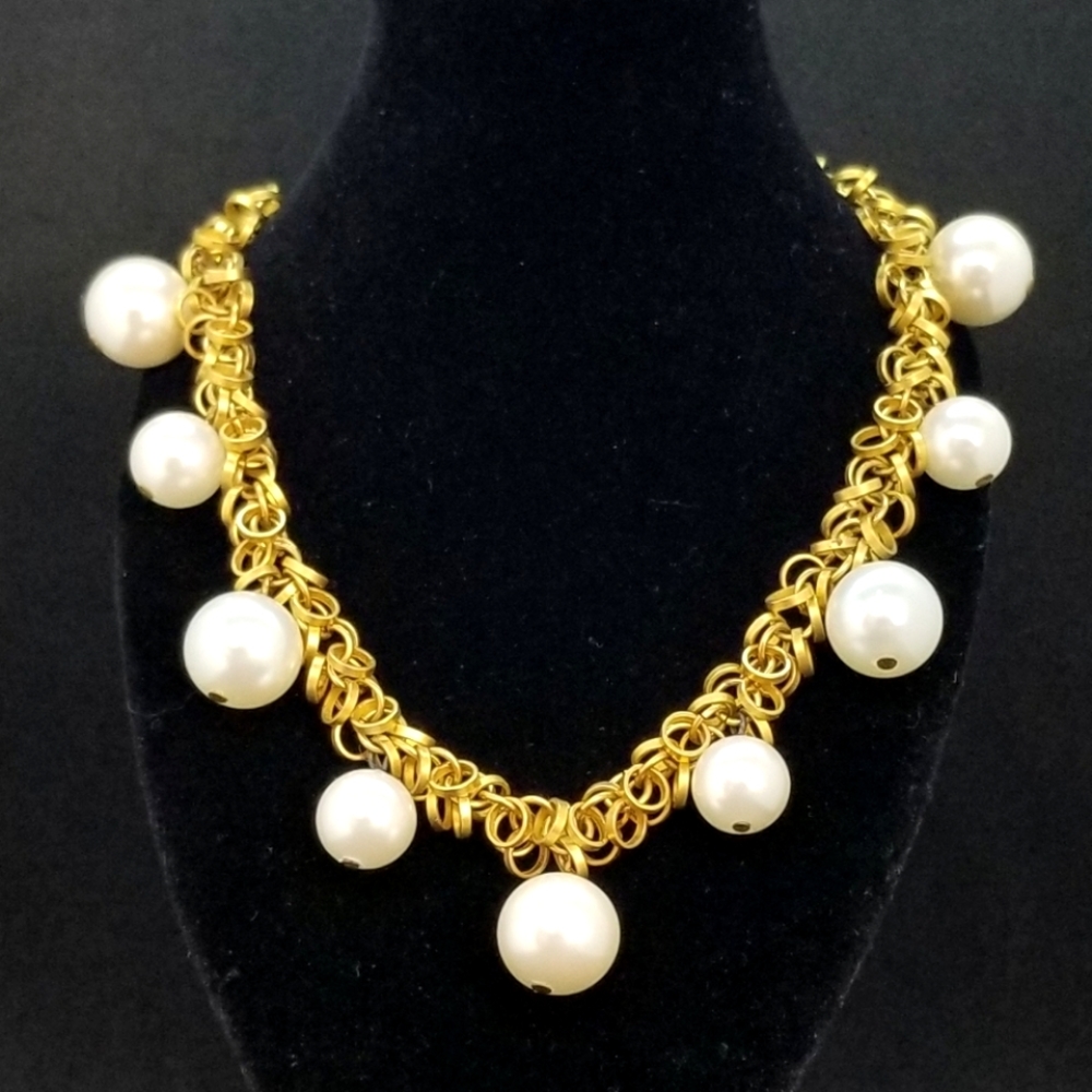 Gold chain & faux pearl necklace ⚪ - Picture 1 of 6